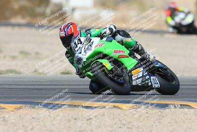 media/Oct-19-2024-CVMA (Sat) [[7df39c5a0d]]/Race 4-Formula Middleweight/